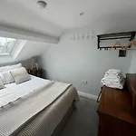 Abbey View In The Heart Of Apartamento Youghal